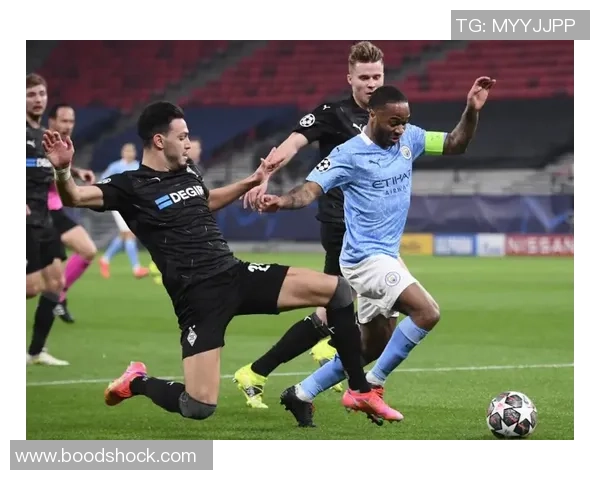 塔罗大单刀错失良机射门脚软被门将轻松没收